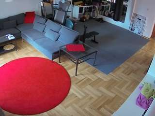 voyeurcam-julmodels-living-2 webcam