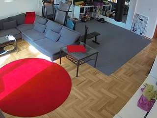 voyeurcam-julmodels-living-2