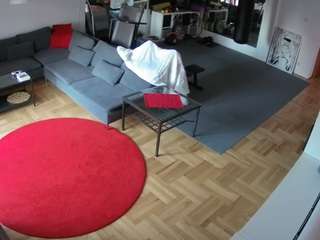 voyeurcam-julmodels-living-2