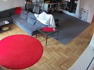 voyeurcam-julmodels-living-2