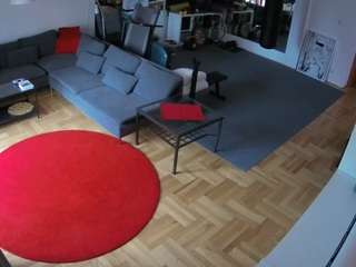 voyeurcam-julmodels-living-2