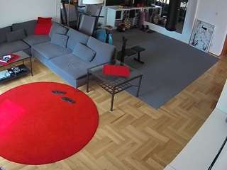 voyeurcam-julmodels-living-2