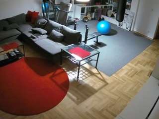 voyeurcam-julmodels-living-2 webcam