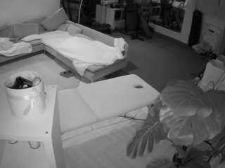 voyeurcam-julmodels-living-2