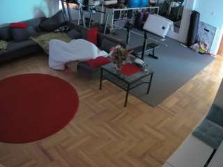 voyeurcam-julmodels-living-2 Profile Image