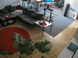voyeurcam-julmodels-living-2