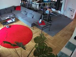 voyeurcam-julmodels-living-2