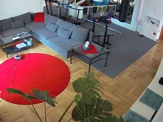 voyeurcam-julmodels-living-2