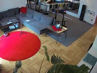 यह मॉडल अभी लाइव है. voyeurcam-julmodels-living-2