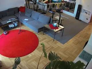 voyeurcam-julmodels-living-2