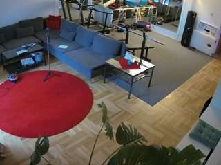 voyeurcam-julmodels-living-2