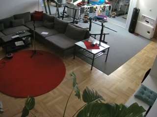 voyeurcam-julmodels-living-2