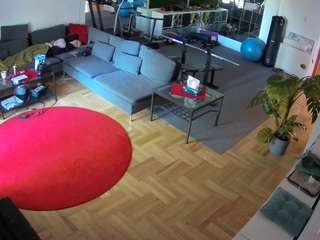 voyeurcam-julmodels-living-2