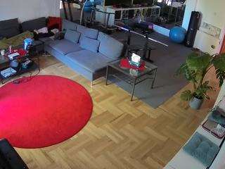 voyeurcam-julmodels-living-2