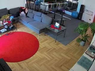 voyeurcam-julmodels-living-2