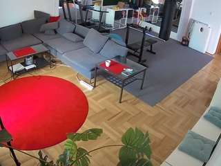 voyeurcam-julmodels-living-2