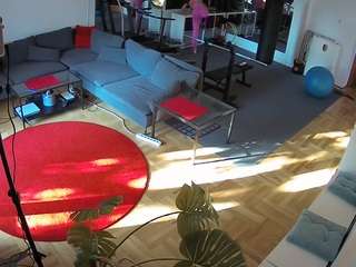 voyeurcam-julmodels-living-2