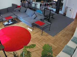 voyeurcam-julmodels-living-2