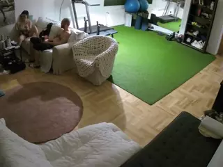 Julmodels Living-2's Live Sex Cam Show