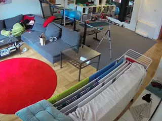 Julmodels Living-2's Live Sex Cam Show