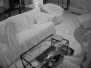 voyeurcam-julmodels-living-3