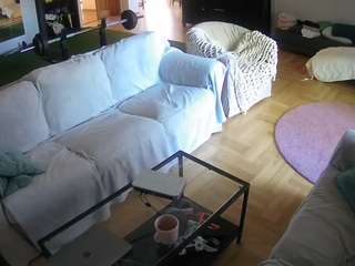 Voyeur House Free camsoda voyeurcam-julmodels-living-3