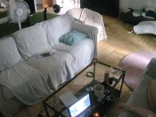 camsoda voyeurcam-julmodels-living-3