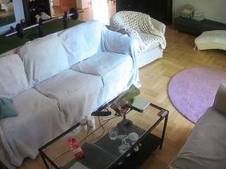 Www Voyeur House camsoda voyeurcam-julmodels-living-3