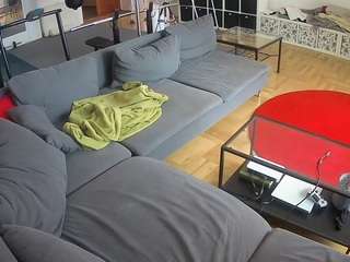 voyeurcam-julmodels-living-3