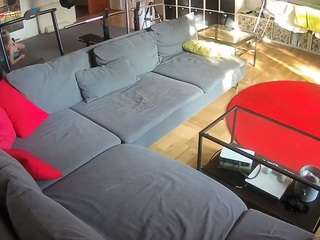 voyeurcam-julmodels-living-3
