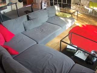 voyeurcam-julmodels-living-3