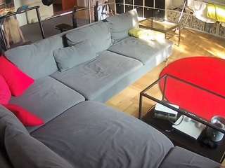 voyeurcam-julmodels-living-3