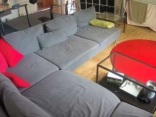 voyeurcam-julmodels-living-3