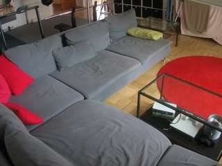voyeurcam-julmodels-living-3