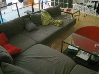 voyeurcam-julmodels-living-3