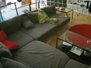 voyeurcam-julmodels-living-3