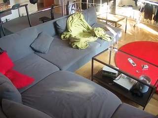 voyeurcam-julmodels-living-3