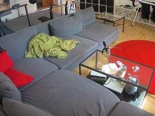 voyeurcam-julmodels-living-3
