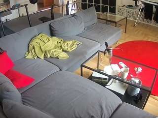 voyeurcam-julmodels-living-3