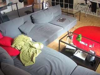 voyeurcam-julmodels-living-3
