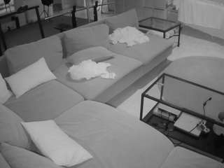 voyeurcam-julmodels-living-3