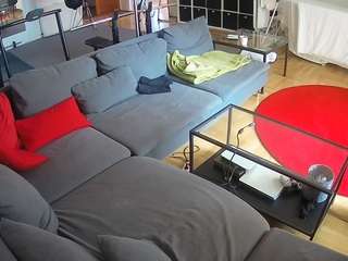 voyeurcam-julmodels-living-3