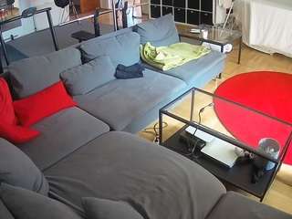 voyeurcam-julmodels-living-3