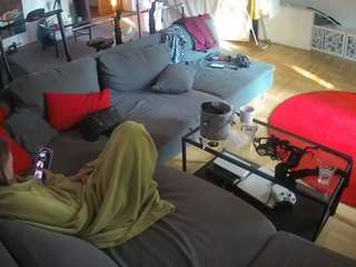 voyeurcam-julmodels-living-3