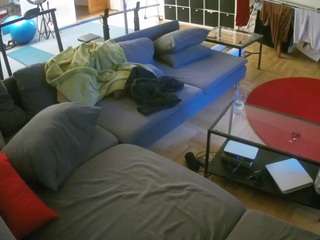 voyeurcam-julmodels-living-3