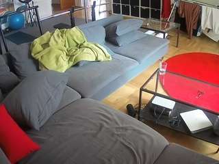 voyeurcam-julmodels-living-3