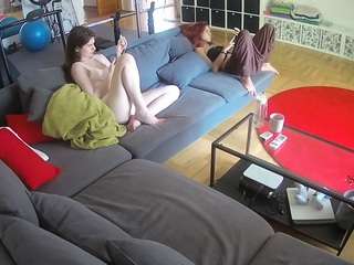 voyeurcam-julmodels-living-3