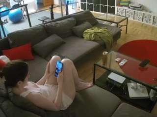 voyeurcam-julmodels-living-3