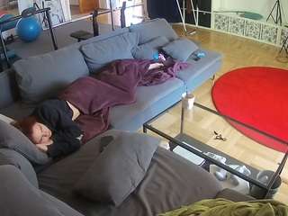 voyeurcam-julmodels-living-3