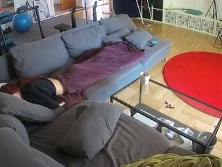 voyeurcam-julmodels-living-3